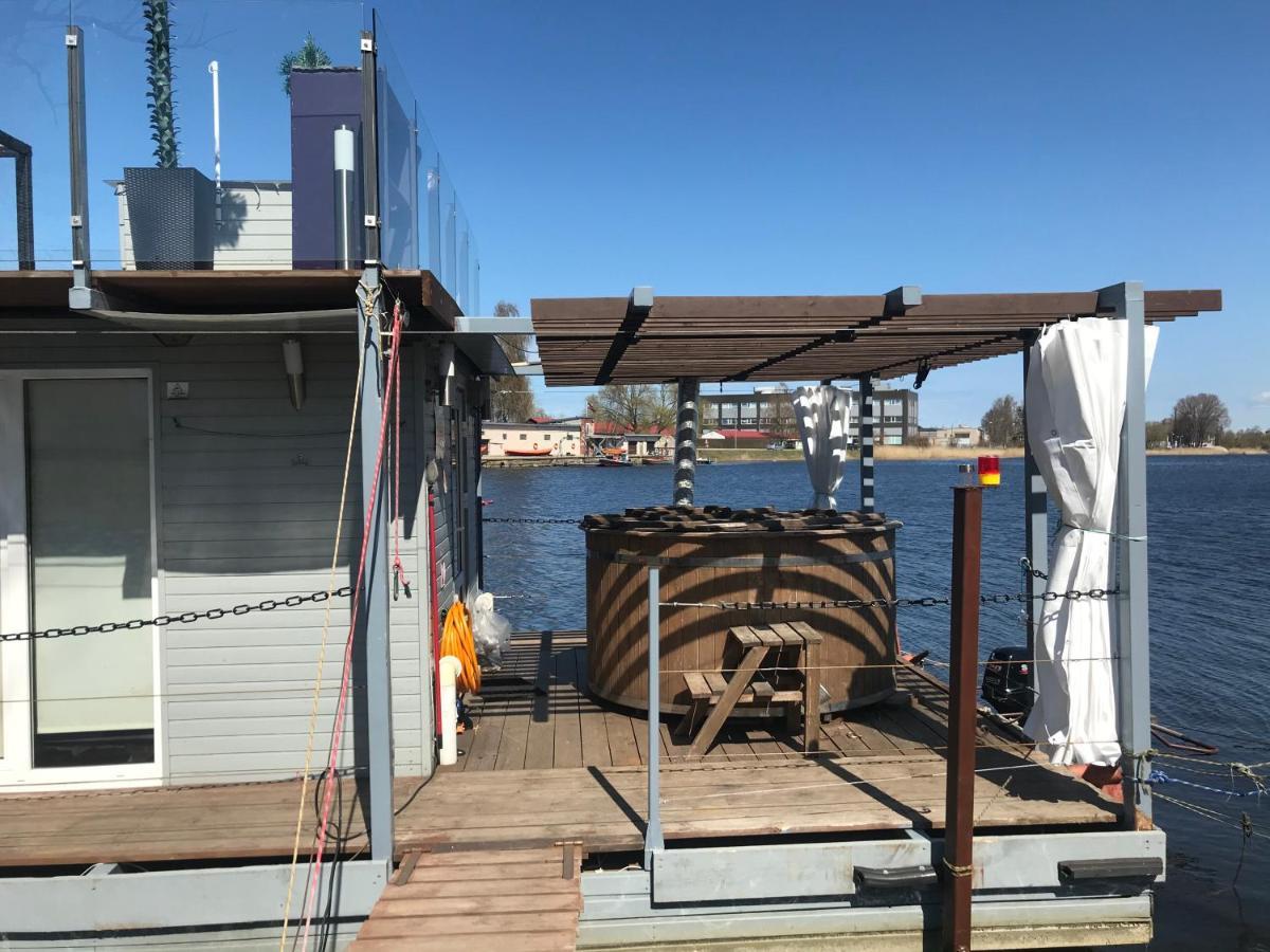 Hotel Houseboat On The Water Liepāja Exterior foto